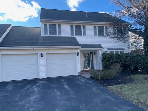 $888,600 | 1201 Matthew Woods Drive, Unit 1201, Braintree, MA 02184