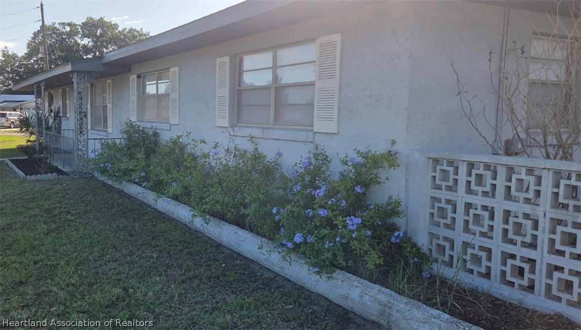 1221 Forest Road Sebring, FL 33872 - Photo 3 of 47