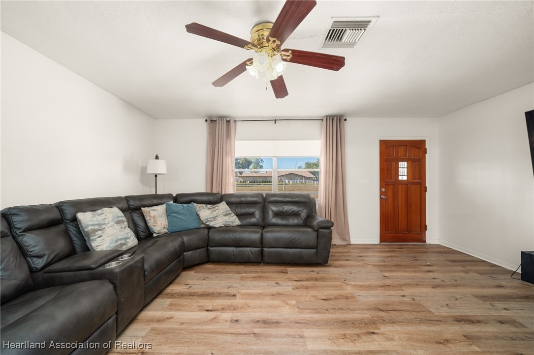 1221 Forest Road Sebring, FL 33872 - Photo 8 of 47