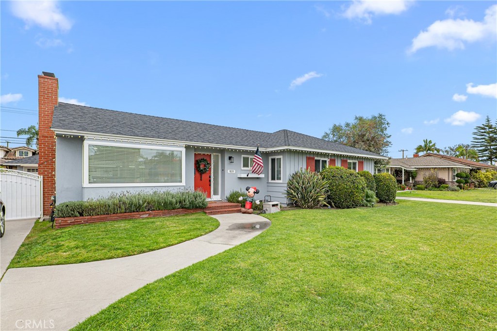 9839 Pomering Road Downey, CA 90240 - Photo 3 of 20