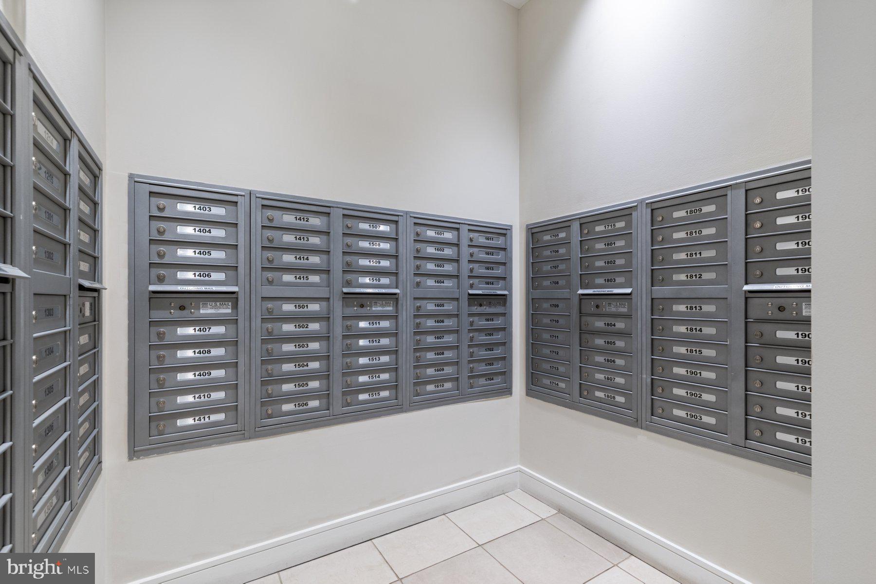 414 Water Street, Unit 2512 Baltimore, MD 21202 - Photo 39 of 40 a view of walk in closet with clothes and shoes