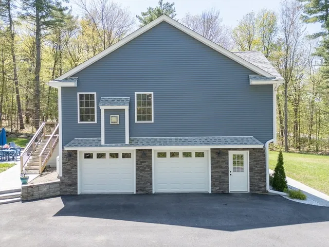 a front view of house with yard