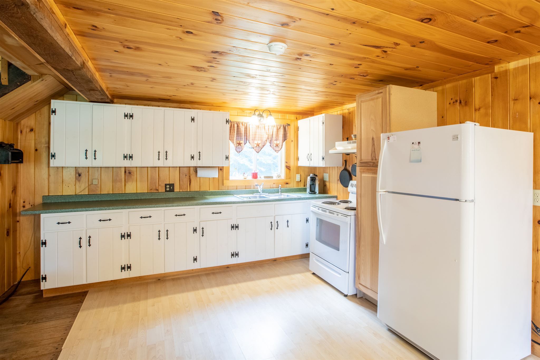 511 Tillotson Road Lowell, VT 05847 - Photo 13 of 36