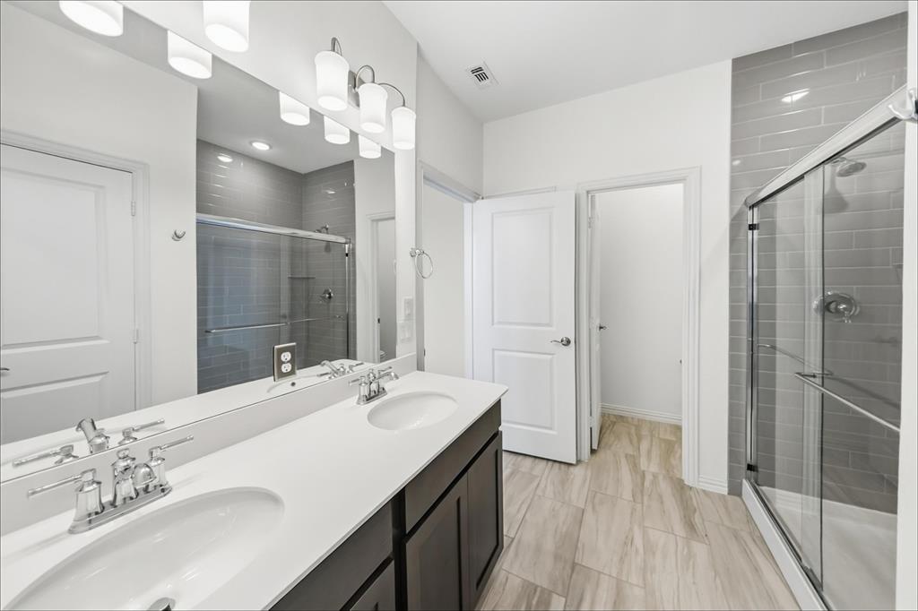 316 Rangars Ridge Place Fort Worth, TX 76120 - Photo 10 of 26 Gallery Image 10
