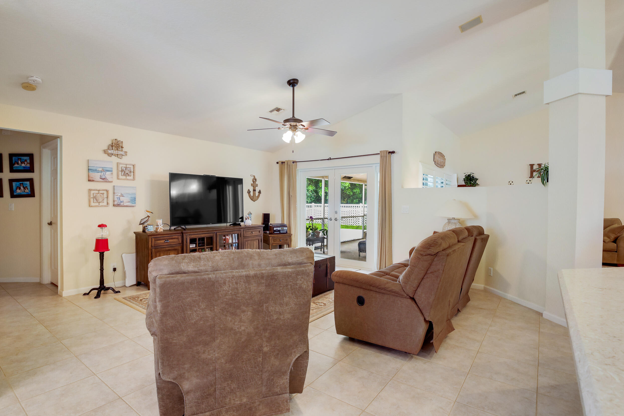 7171 Brickyard Circle Lake Worth, FL 33467 - Photo 19 of 46 7171 Brickyard (19)