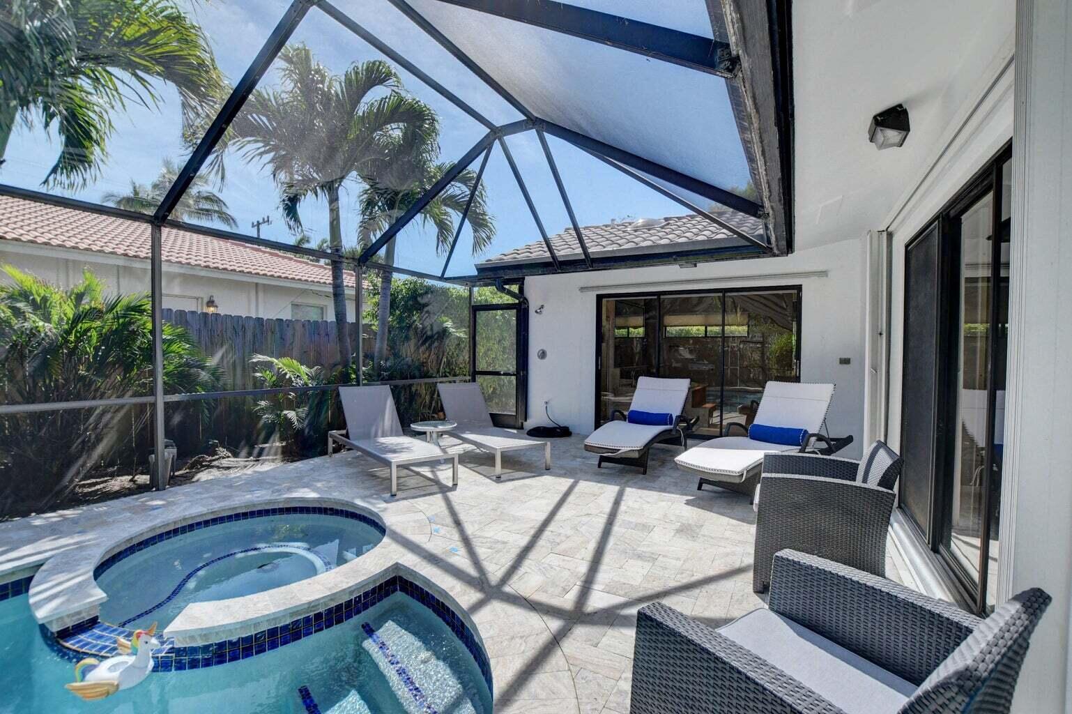 2700 Spanish River Road Boca Raton, FL 33432 - Photo 17 of 19 a view of outdoor space yard and patio