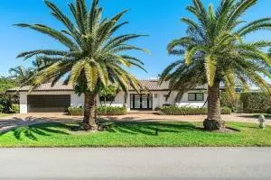 $7,200 | 2700 Spanish River Road, Boca Raton, FL 33432