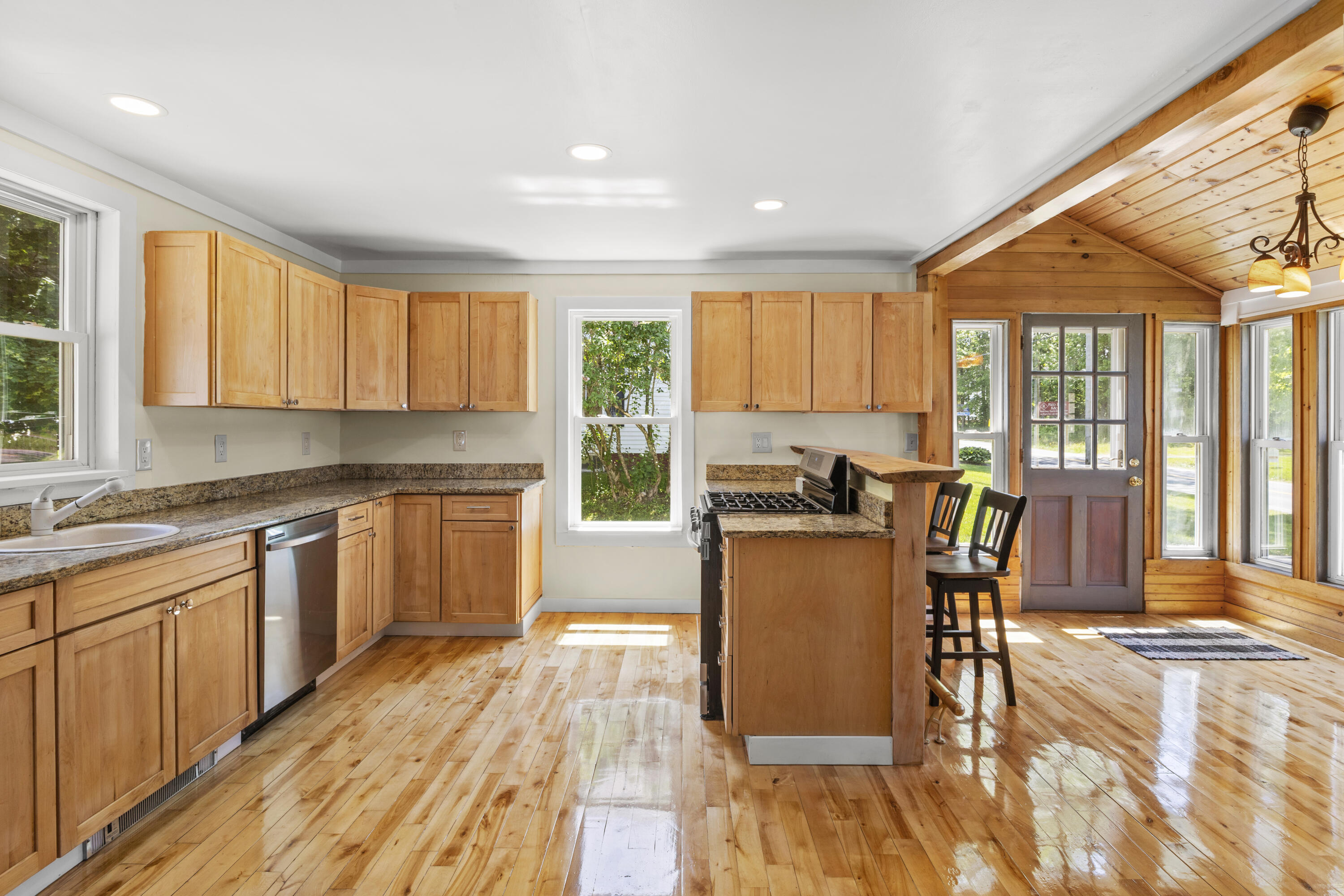 25 Bridge Street Milbridge, ME 04658 - Photo 11 of 59 Kitchen