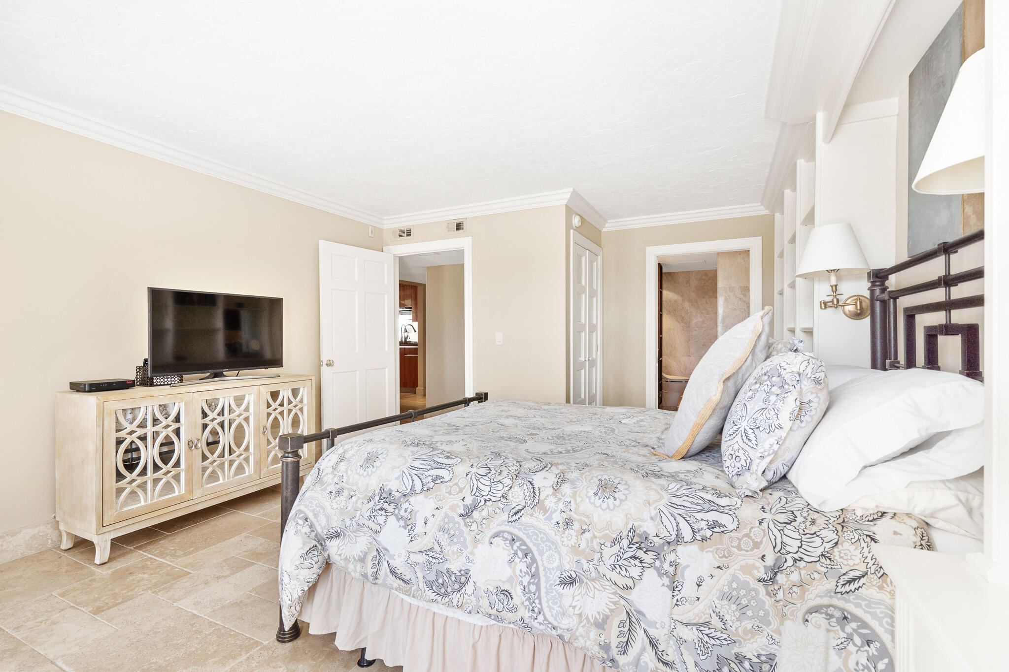 1111 South Ocean Boulevard, Unit 417 Boca Raton, FL 33432 - Photo 28 of 61 DSC02352