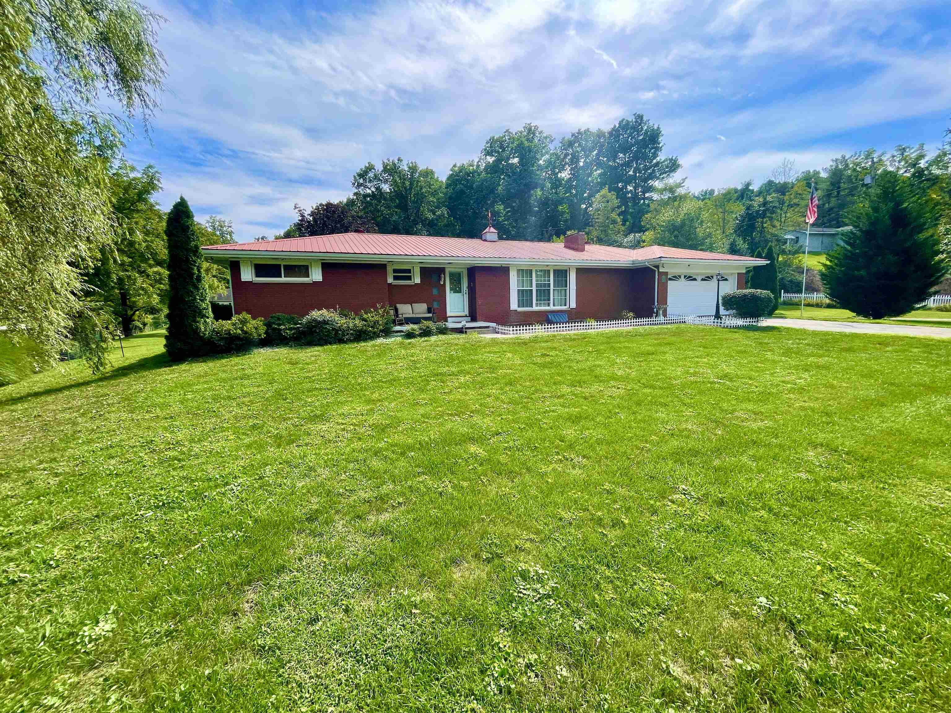 1500 Old Buckley Road Ashland, KY 41102 - Photo 1 of 1