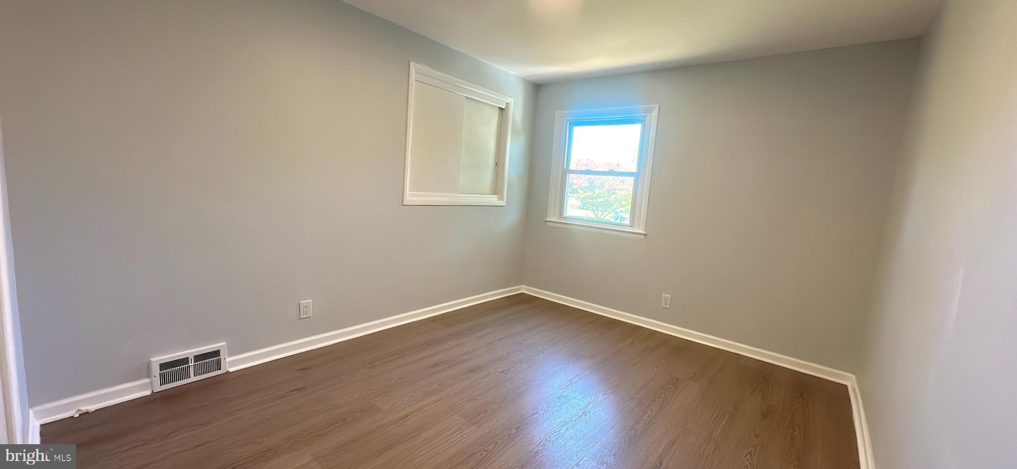 1242 June Road Huntingdon Valley, PA 19006 - Photo 23 of 47 an empty room with a window
