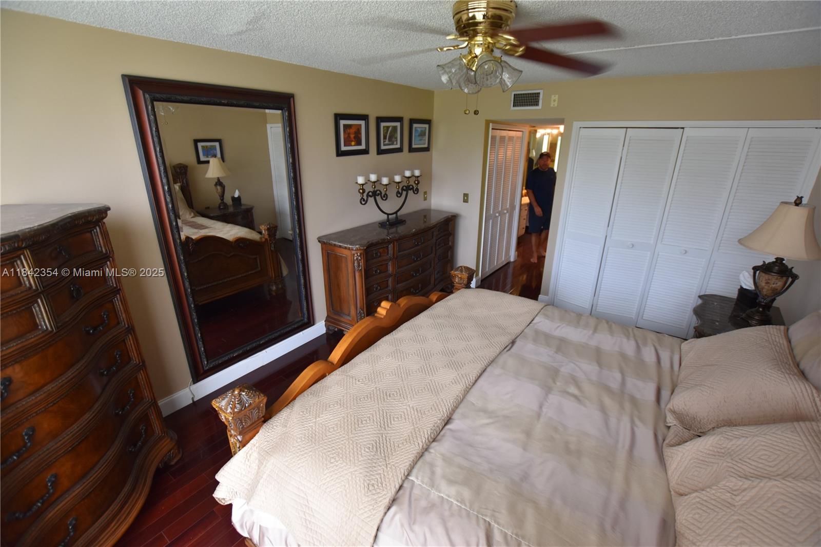 3800 Oaks Clubhouse Drive, Unit 309 Pompano Beach, FL 33069 - Photo 10 of 41