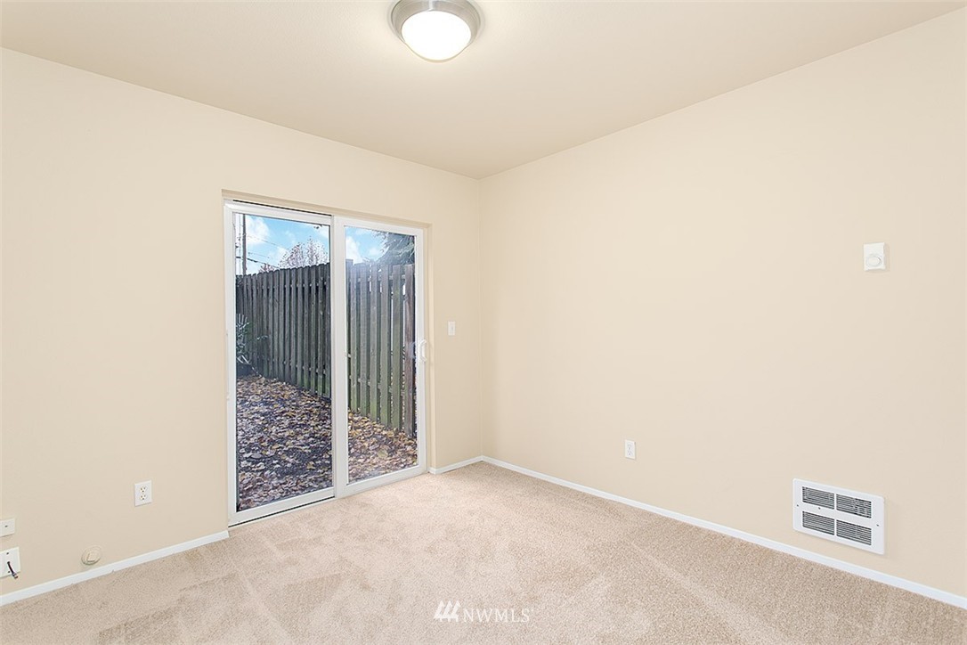 2850 Southwest Genesee Street Seattle, WA 98126 - Photo 13 of 15 Gallery Image 13