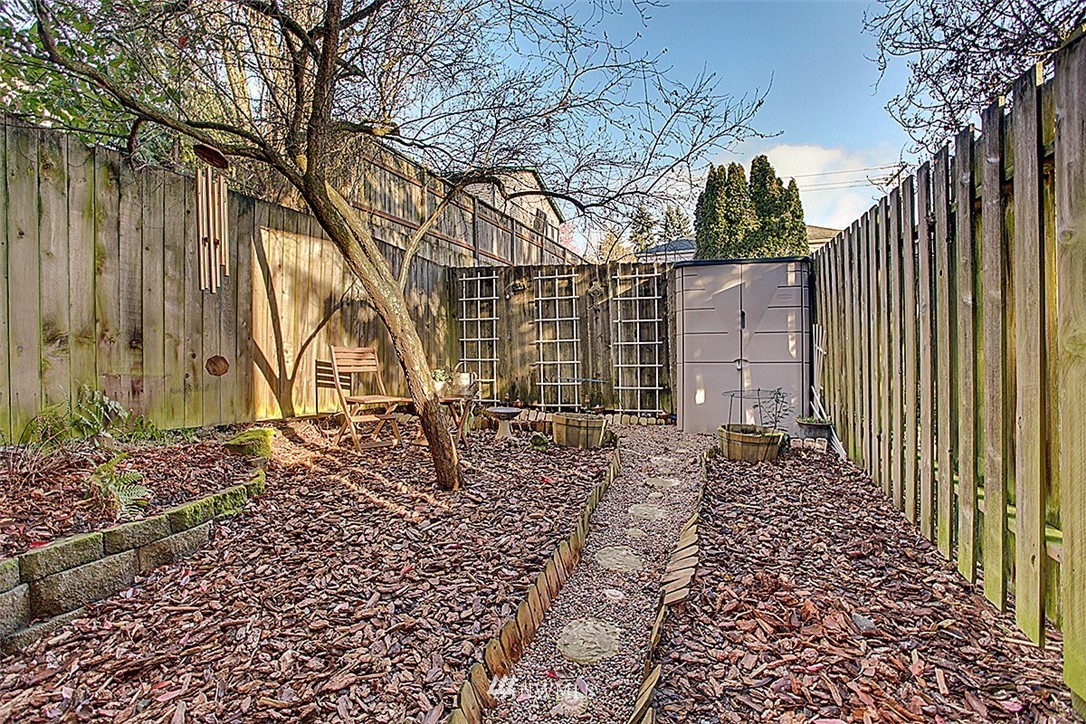 2850 Southwest Genesee Street Seattle, WA 98126 - Photo 14 of 15 Gallery Image 14
