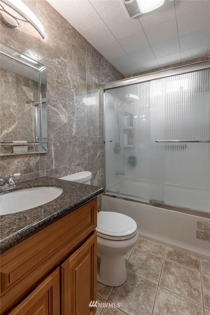 6124 Larimer Road Everett, WA 98208 - Photo 20 of 36
