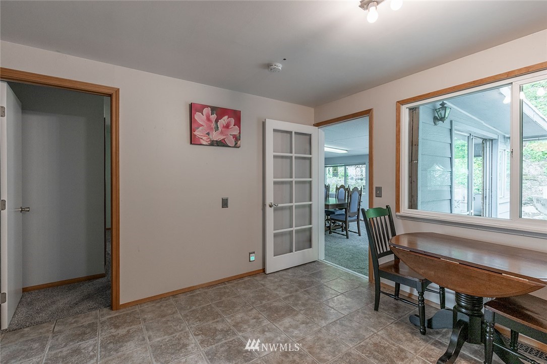 6124 Larimer Road Everett, WA 98208 - Photo 21 of 36