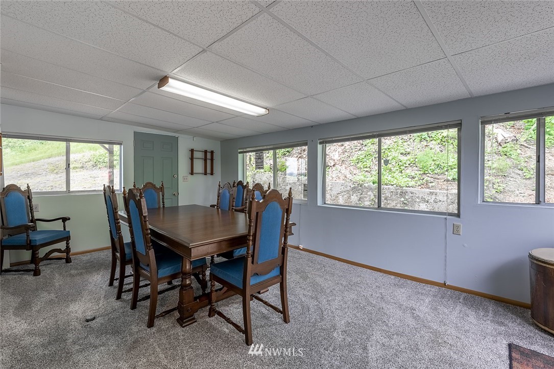6124 Larimer Road Everett, WA 98208 - Photo 24 of 36