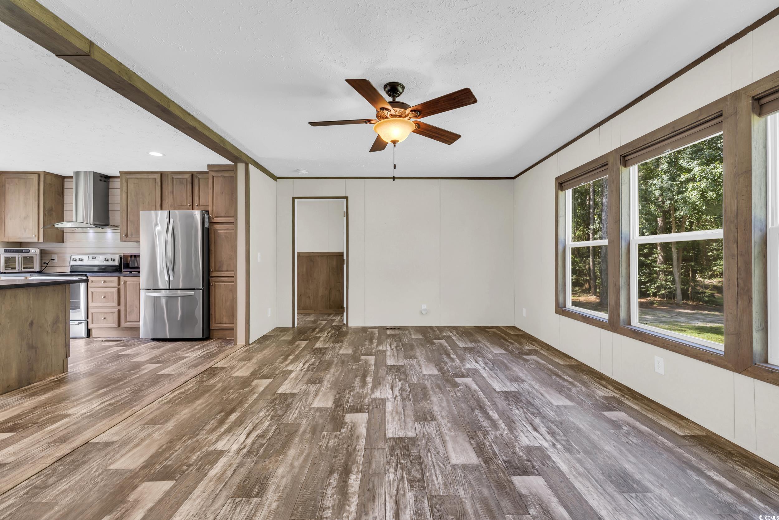 2068 Whispering Hills Road Loris, SC 29569 - Photo 9 of 39 Gallery Image 9
