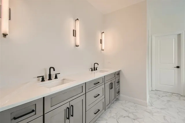 $1,799,900 | 8 Alexandra Drive, Mettawa, IL 60048