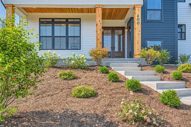 $1,799,900 | 8 Alexandra Drive, Mettawa, IL 60048