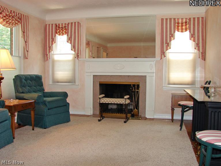 1360 Dorsh Road Cleveland, OH 44121 - Photo 2 of 16 Gallery Image 2