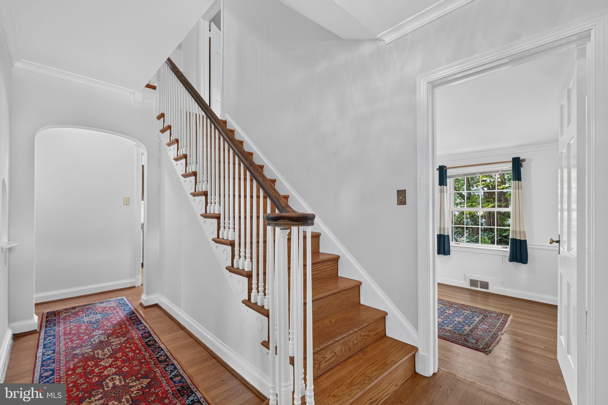 8112 Rayburn Road Bethesda, MD 20817 - Photo 5 of 52