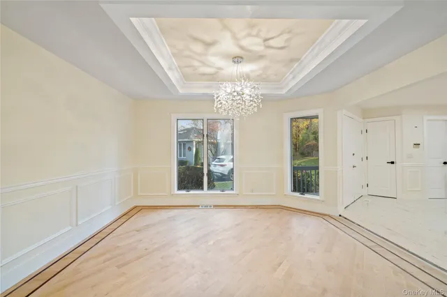 $1,249,000 | 2 Heiko Court, Northport, NY 11768