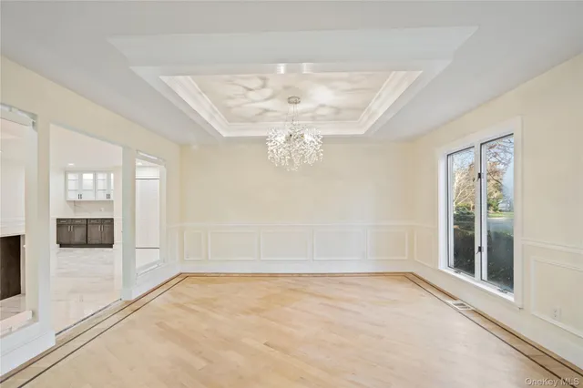 $1,249,000 | 2 Heiko Court, Northport, NY 11768