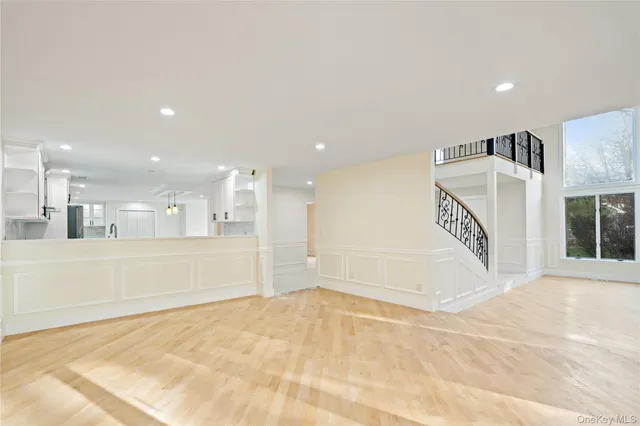 $1,249,000 | 2 Heiko Court, Northport, NY 11768