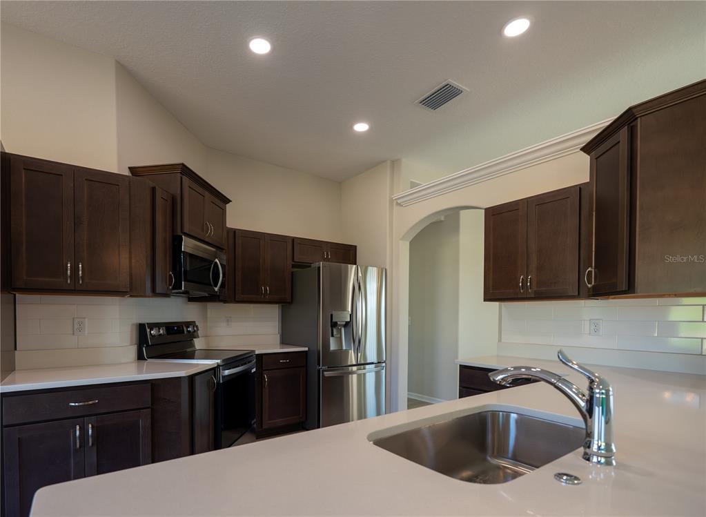 636 North Cherry Pop Drive Inverness, FL 34453 - Photo 13 of 29