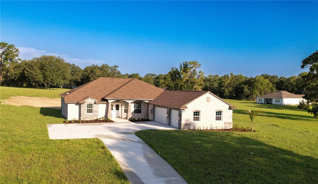 636 North Cherry Pop Drive Inverness, FL 34453 - Photo 3 of 29