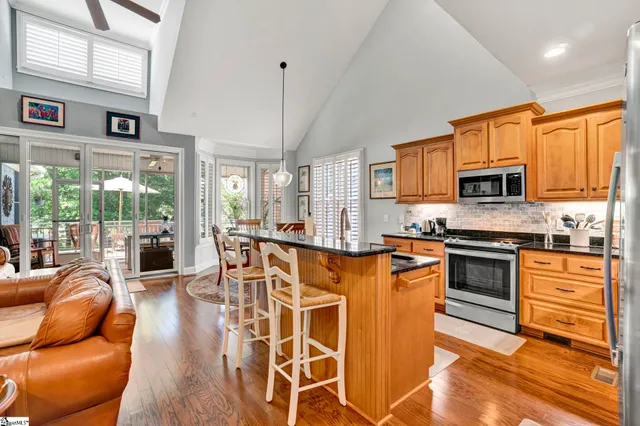 $611,000 | 335 Arsenal Drive, Ninety Six, SC 29666