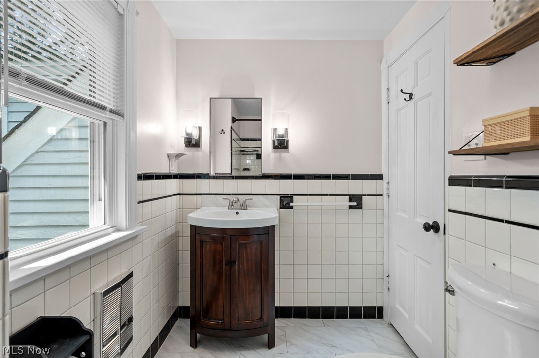 26707 Normandy Road Bay Village, OH 44140 - Photo 21 of 34 Gallery Image 21