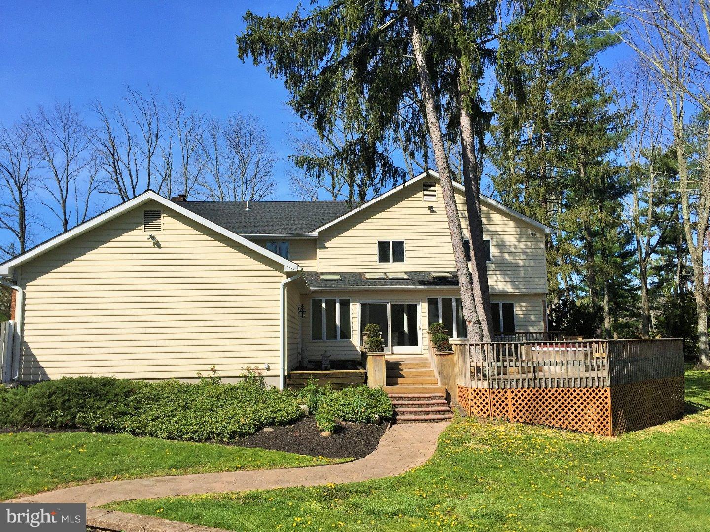 1166 Shannon Road Newtown, PA 18940 - Photo 23 of 25 Exterior Back