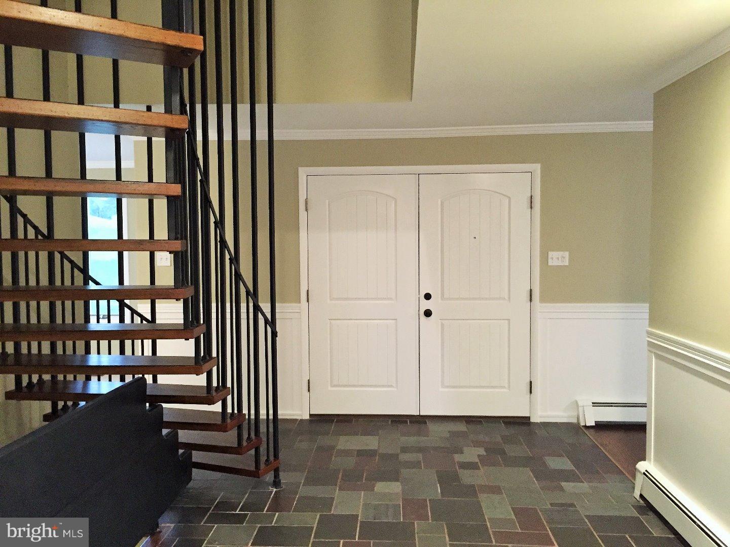 1166 Shannon Road Newtown, PA 18940 - Photo 10 of 25 Foyer