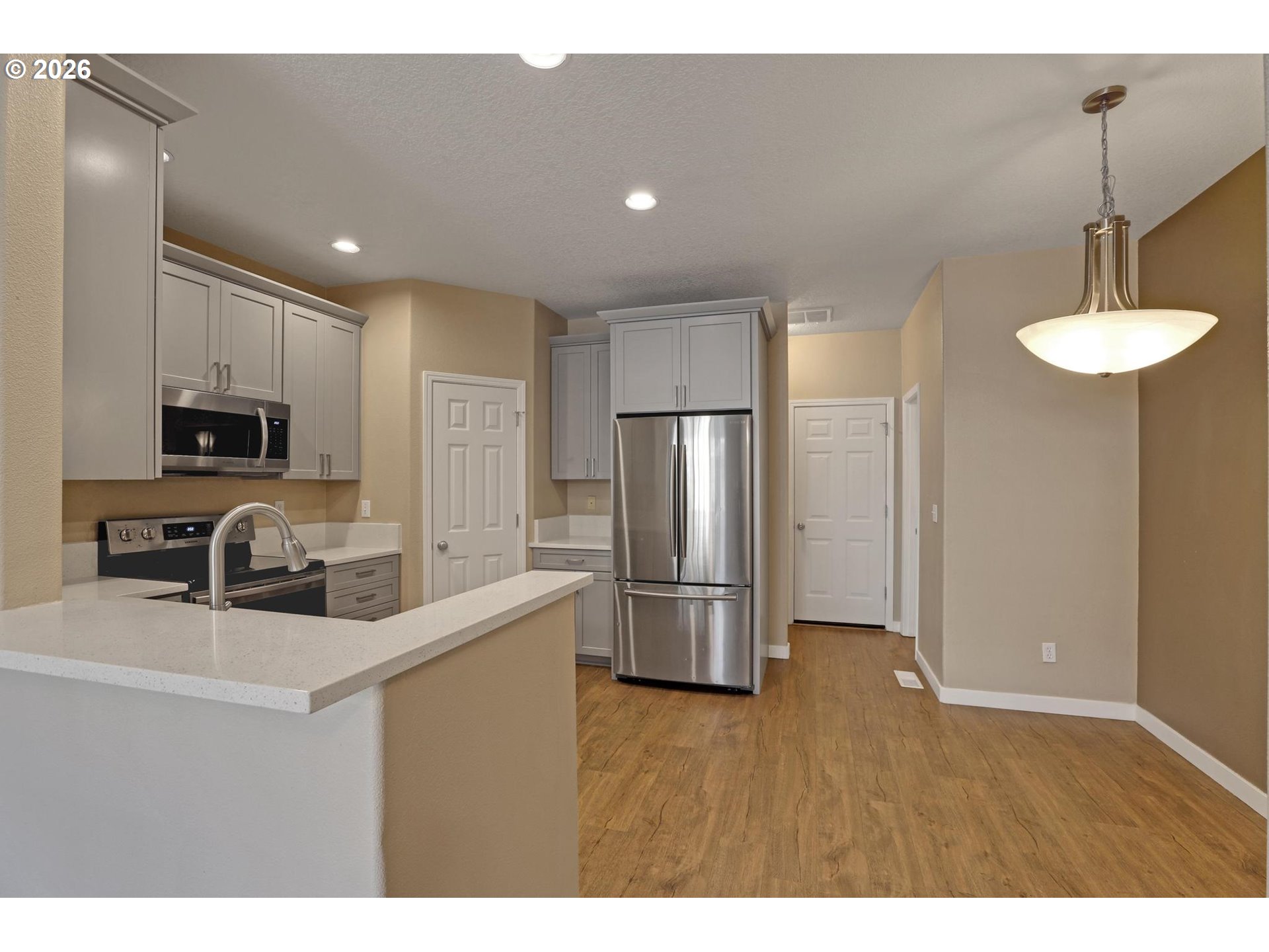1629 Southwest 171st Terrace Beaverton, OR 97003 - Photo 8 of 30