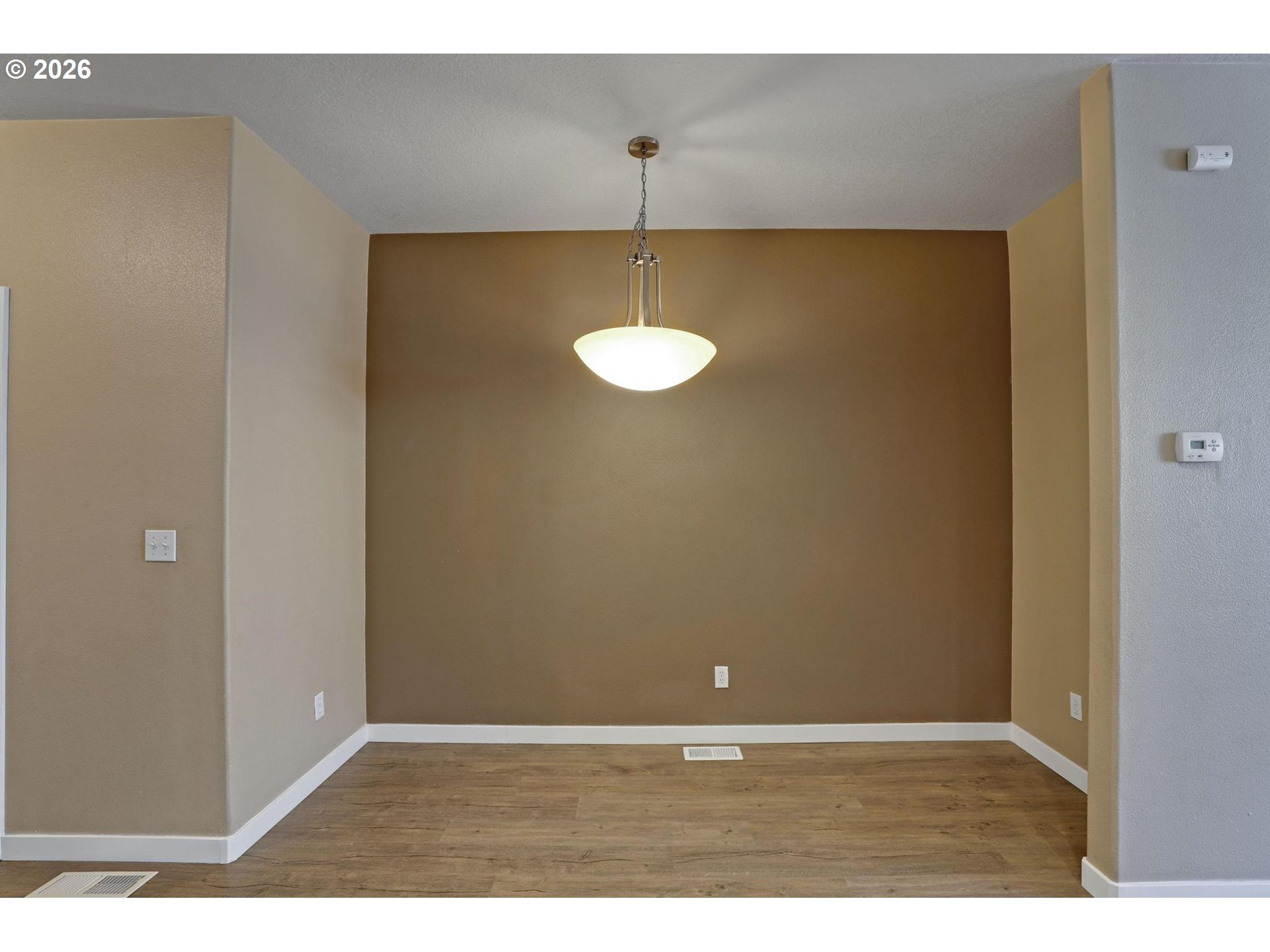 1629 Southwest 171st Terrace Beaverton, OR 97003 - Photo 9 of 30