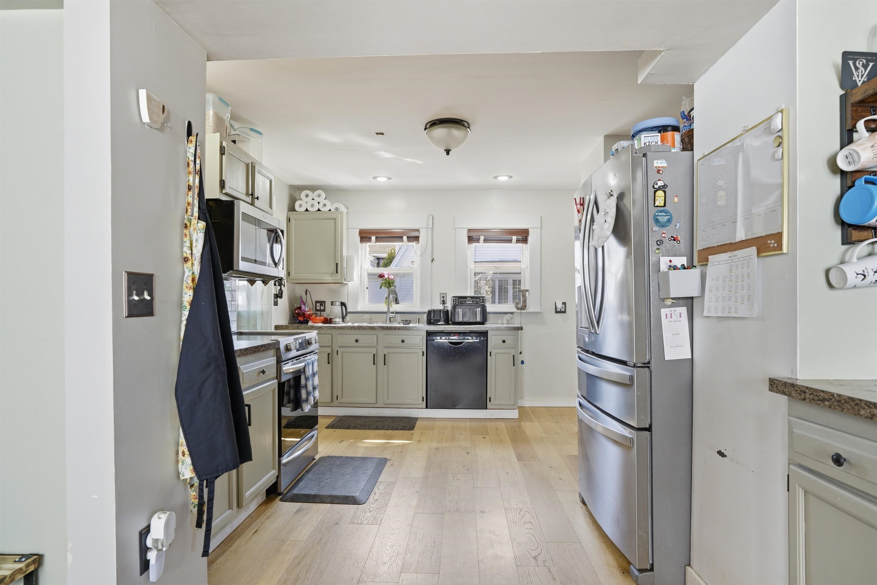 33 Walnut Street Rochester, NH 03867 - Photo 5 of 44 Gallery Image 5