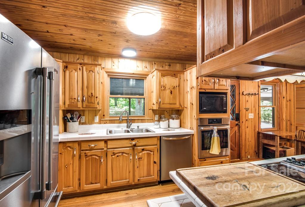 405 6th Avenue Southwest Conover, NC 28613 - Photo 13 of 44 Gallery Image 13