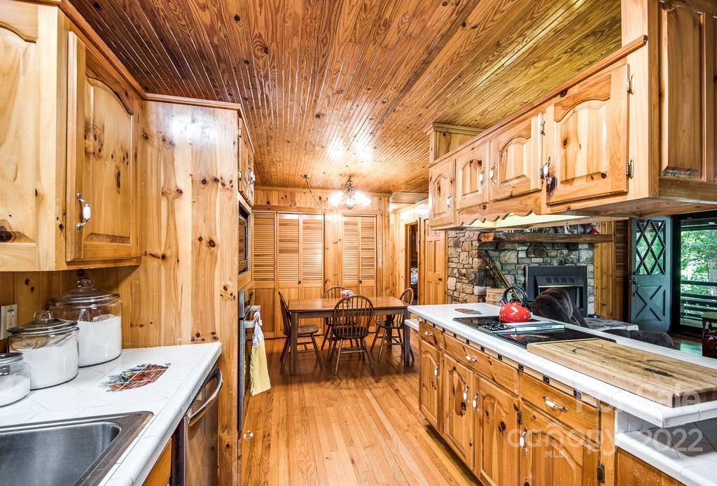 405 6th Avenue Southwest Conover, NC 28613 - Photo 14 of 44 Gallery Image 14