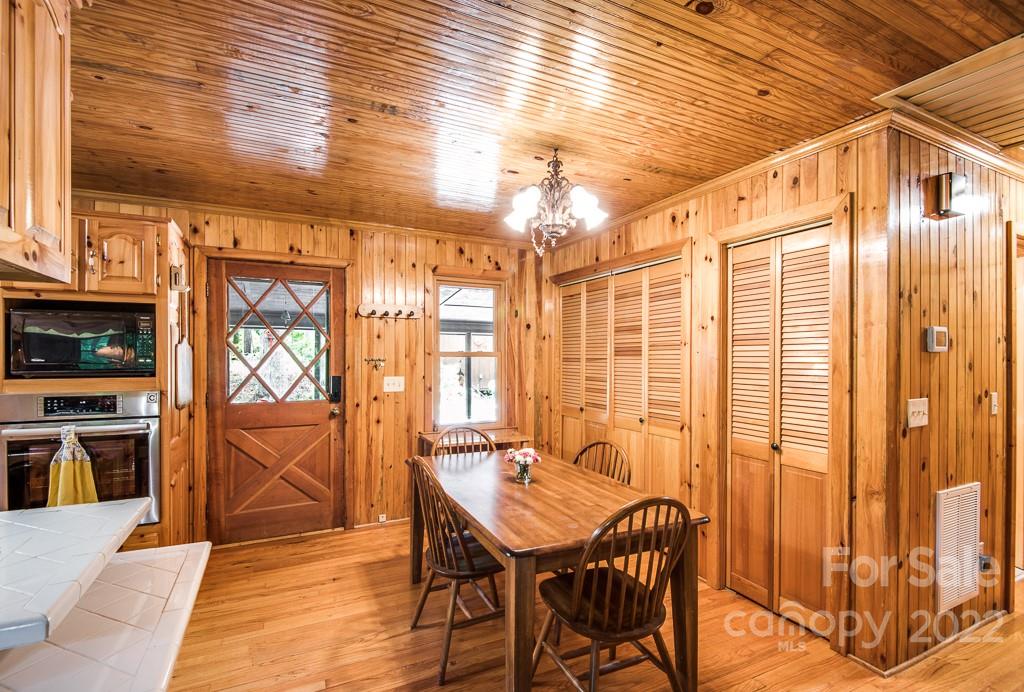 405 6th Avenue Southwest Conover, NC 28613 - Photo 17 of 44 Gallery Image 17