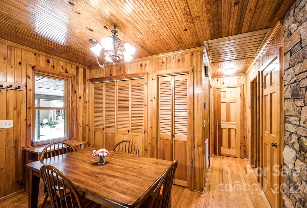 405 6th Avenue Southwest Conover, NC 28613 - Photo 18 of 44 Gallery Image 18