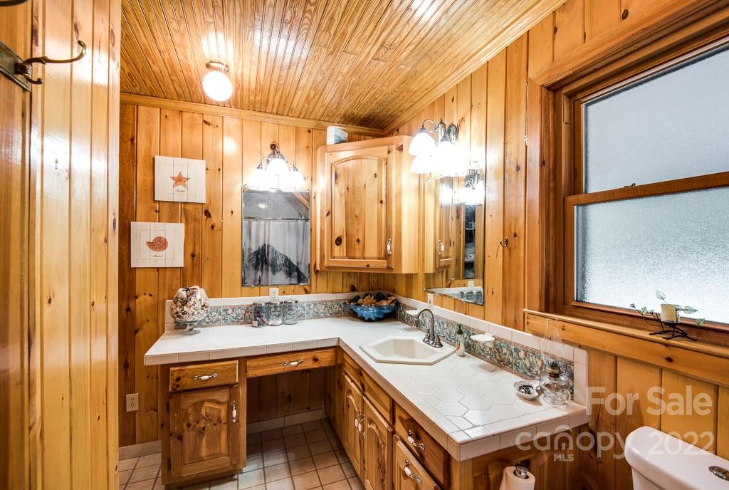 405 6th Avenue Southwest Conover, NC 28613 - Photo 23 of 44 Gallery Image 23