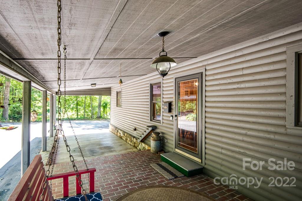 405 6th Avenue Southwest Conover, NC 28613 - Photo 4 of 44 Gallery Image 4