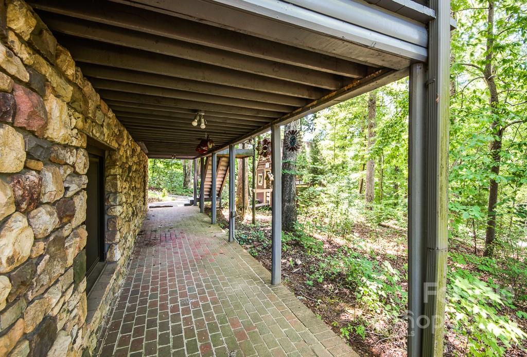 405 6th Avenue Southwest Conover, NC 28613 - Photo 7 of 44 Gallery Image 7