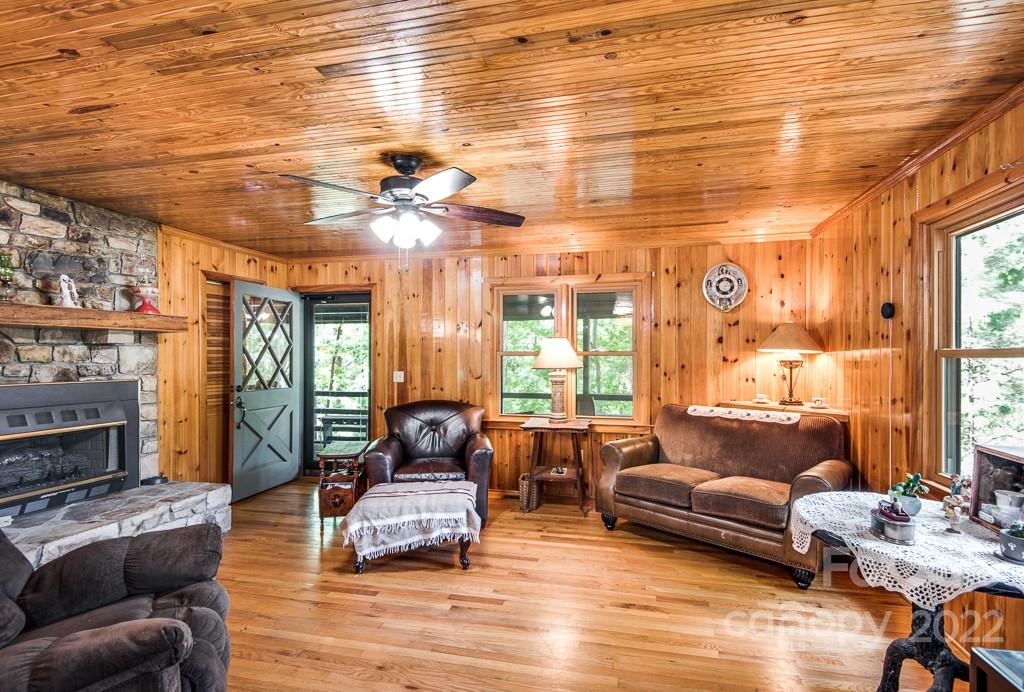 405 6th Avenue Southwest Conover, NC 28613 - Photo 8 of 44 Gallery Image 8