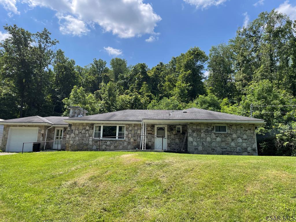 169 Country Club Road Johnstown, PA 15905 - Photo 1 of 31 Gallery Image 1
