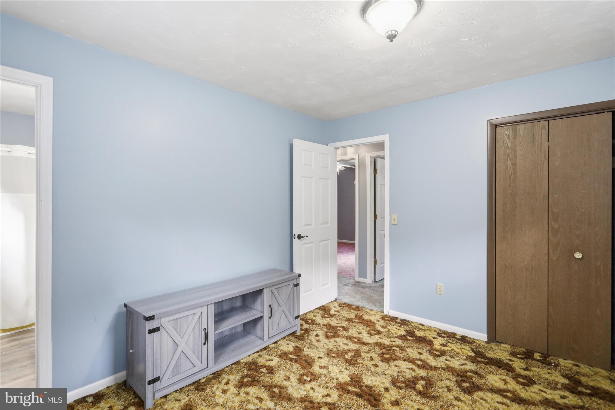 24712 Red Maple Road Southwest McCoole, MD 21562 - Photo 17 of 40 Master Bedroom View 2