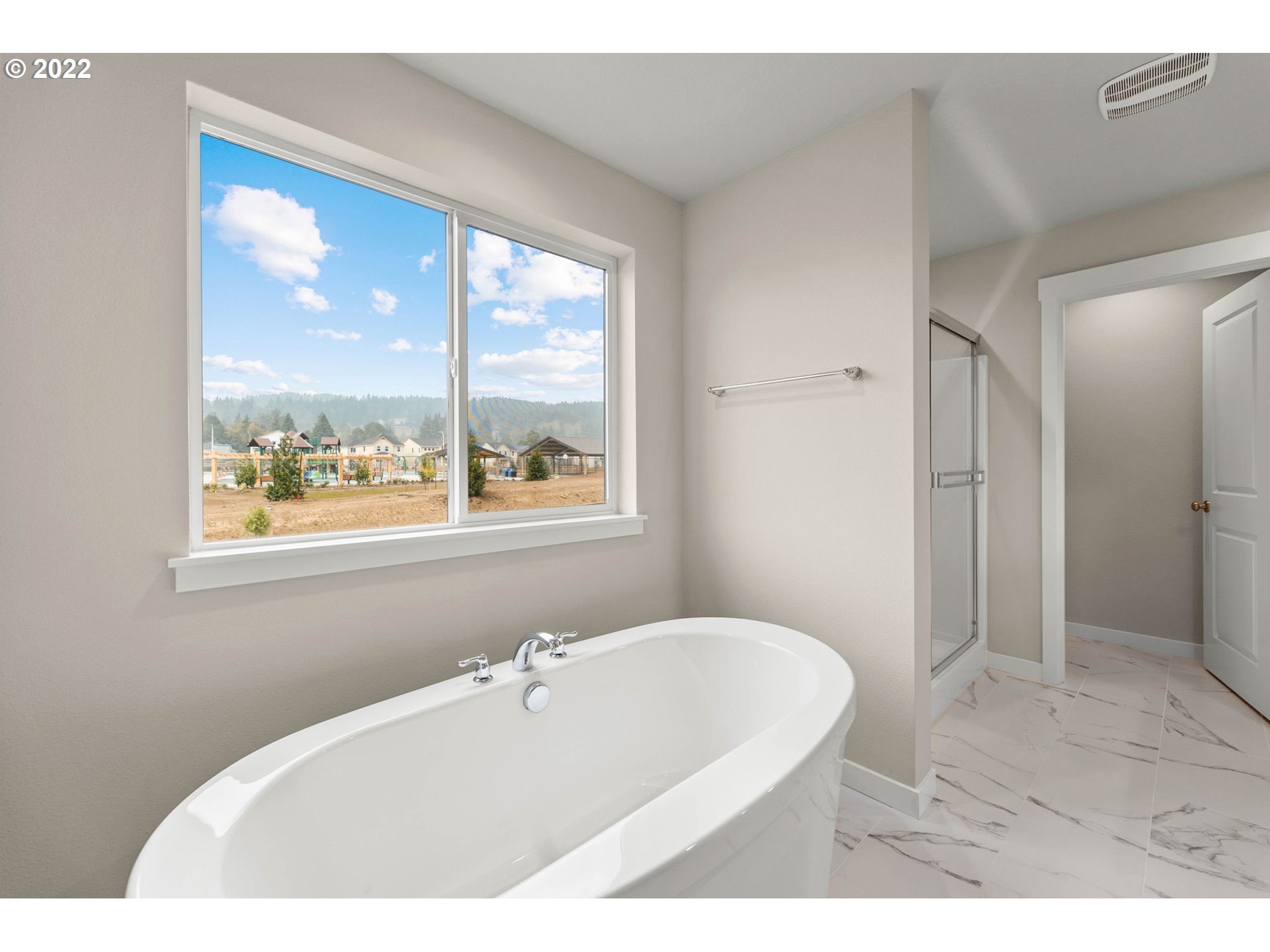 16717 Southeast Mist Layer Loop, Unit LT555 Happy Valley, OR 97086 - Photo 21 of 32 Gallery Image 21
