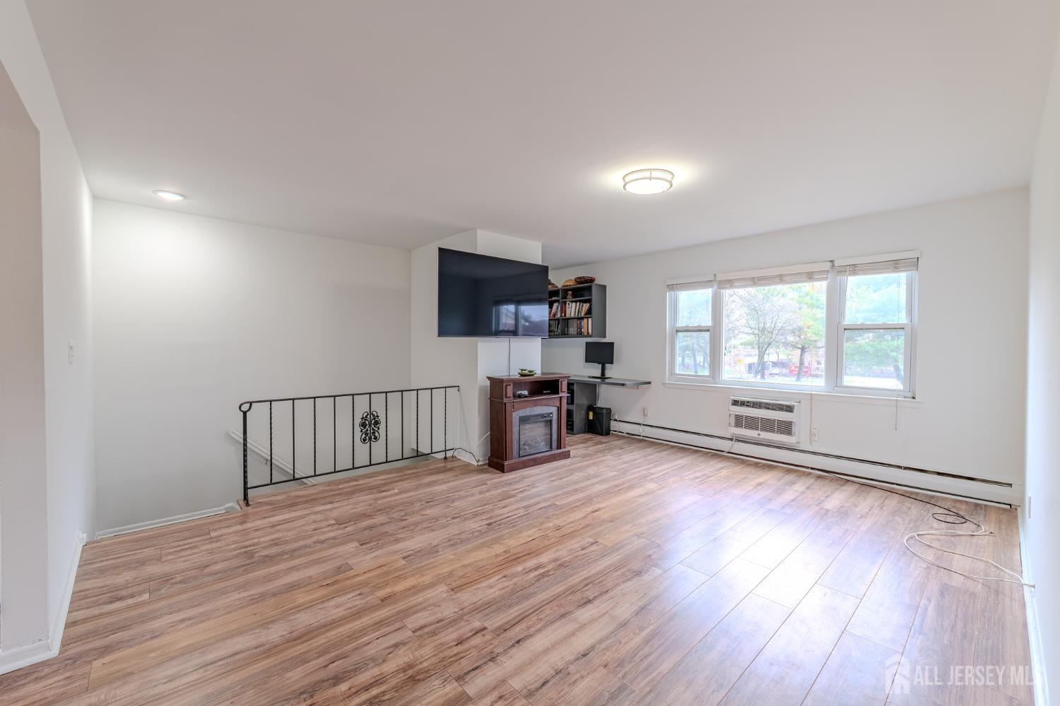 72 Fox Road, Unit 7B Edison, NJ 08817 - Photo 6 of 24